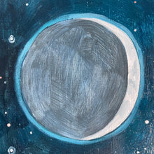 Load image into Gallery viewer, Moon