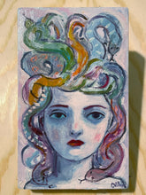 Load image into Gallery viewer, Medusa