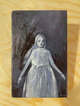 Load image into Gallery viewer, Laura