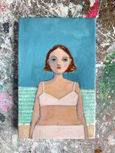 Load image into Gallery viewer, Lizzy