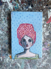 Load image into Gallery viewer, Gwendolyn