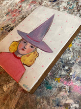 Load image into Gallery viewer, Julia