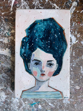 Load image into Gallery viewer, Claudia