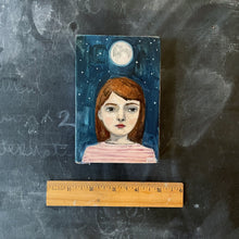 Load image into Gallery viewer, Clara