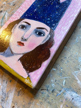 Load image into Gallery viewer, Della