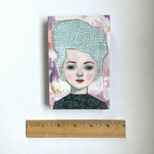 Load image into Gallery viewer, Portia