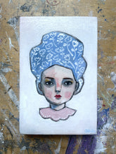 Load image into Gallery viewer, Caroline