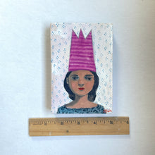 Load image into Gallery viewer, Lupe