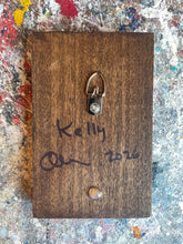 Load image into Gallery viewer, Kelly
